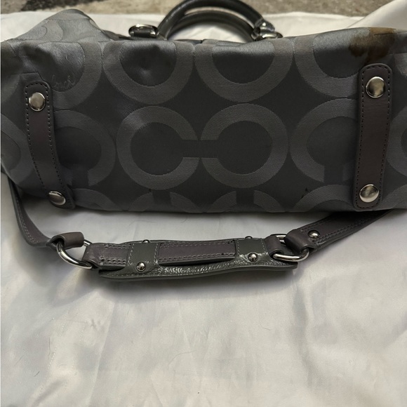 Coach purse - Picture 4 of 6